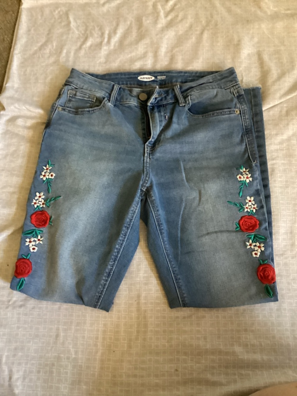 Old Navy Light Blue Cropped Jeans with Red Rose Embroidery